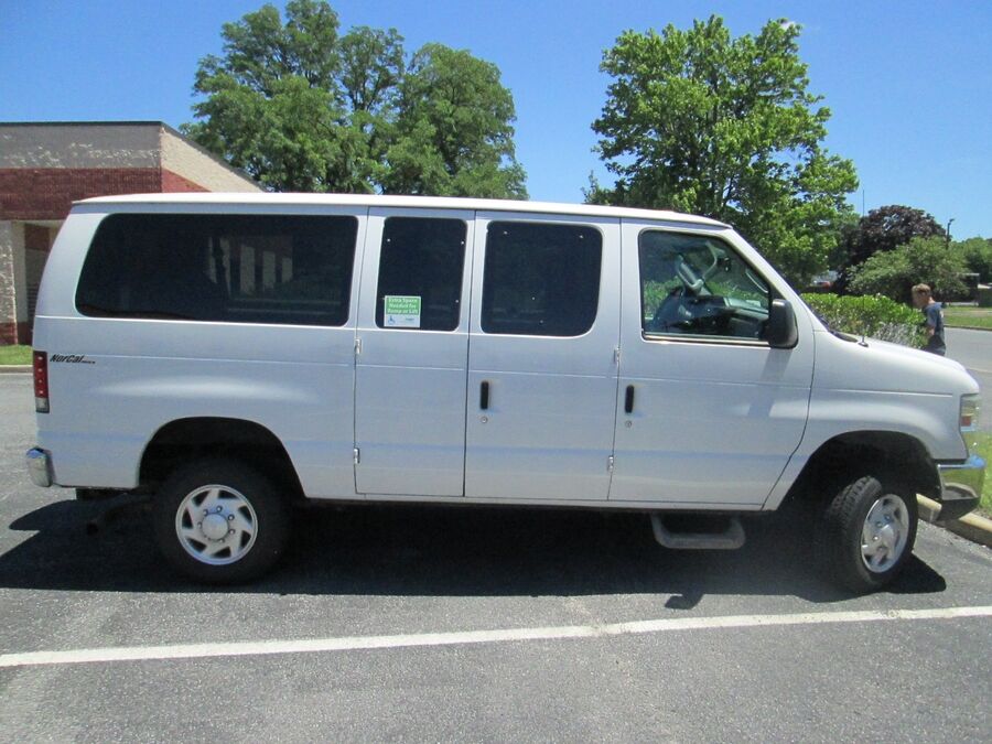 ford e-series econoline wagon 2013 1FBNE3BL5DDB05913 image ford e-series econoline wagon 2013 1FBNE3BL5DDB05913 image